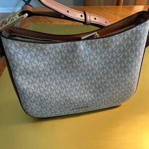 NEW Michael Kors Cream and Tan Shoulder Bag